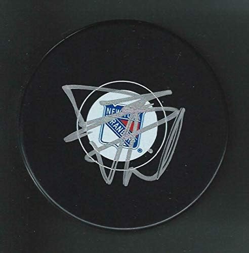 Dennis Vial potpisao New York Rangers Pak-potpisani NHL Paks