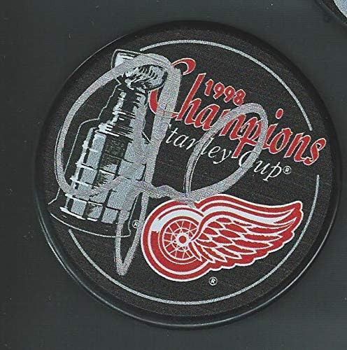 Igor Larionov potpisao Detroit Red Wings 1998 Stanley Cup šampioni Pak-potpisani NHL Pakovi