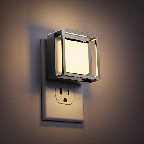 Doresshop Vintage Night Light Plug in, senzor od sumraka do zore, brušeni nikl, mekano bijelo LED noćno
